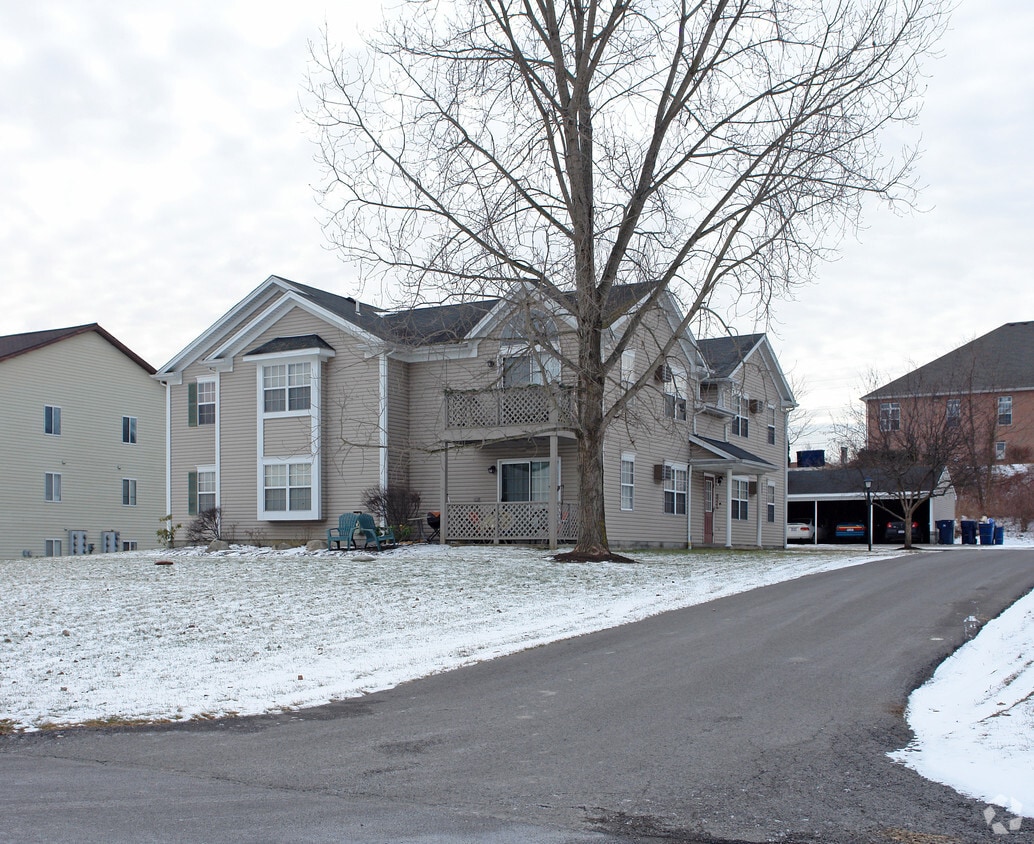 38213835 Indian Run Dr, Canfield, OH 44406 Apartments in Canfield