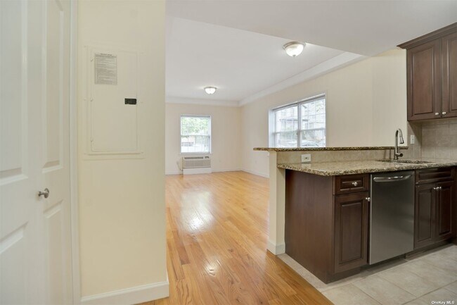 Foto del edificio - 15031 12th Ave