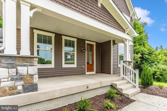 Foto del edificio - 6705 Ridgecrest Rd