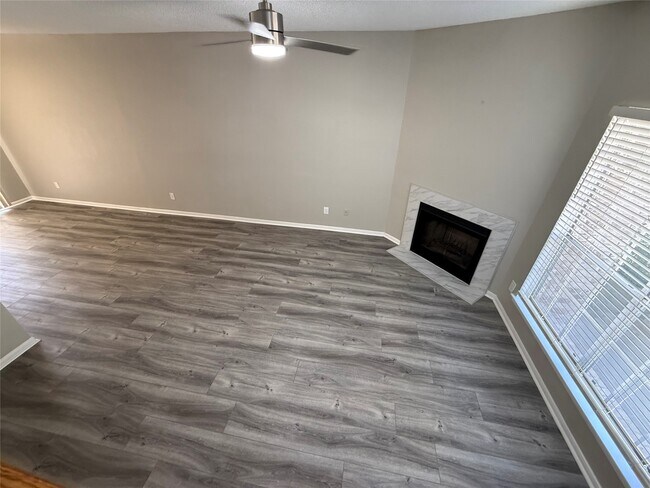 Foto del edificio - 7575 Cambridge St