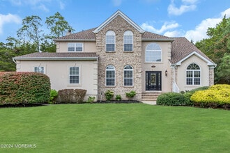 Building Photo - 1562 Priscilla Ct