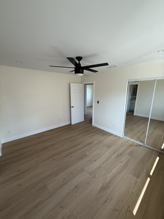 Foto del edificio - 8624 Warmwell Dr