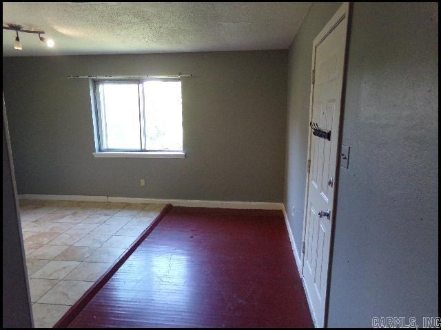 Foto del edificio - 1504 E 38th St