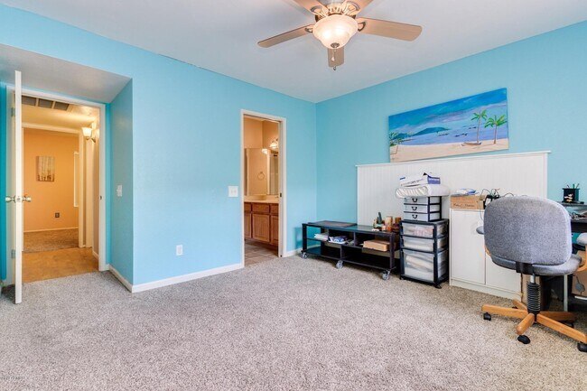 Building Photo - 3217 W Runion Dr