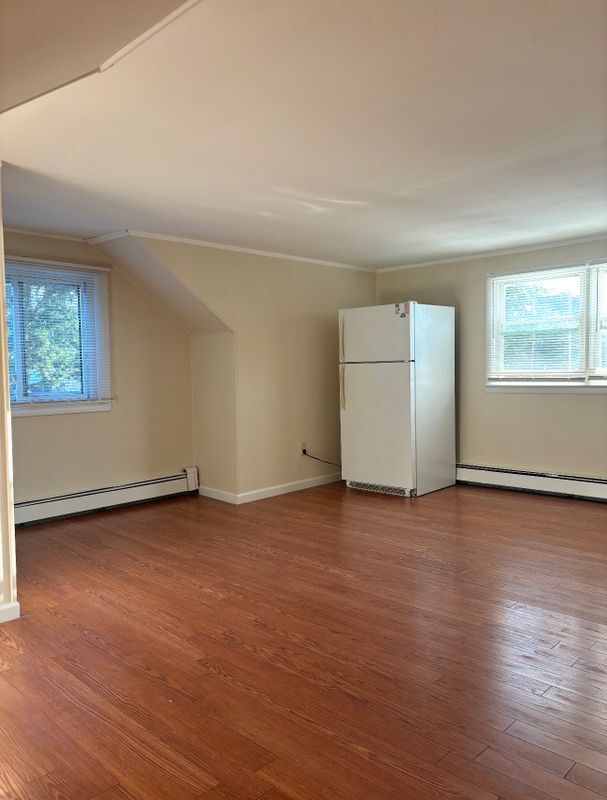 Foto del edificio - 68 Winges Ave