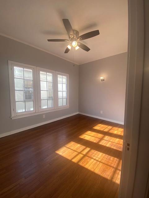 Building Photo - 227 S Poinsettia Pl