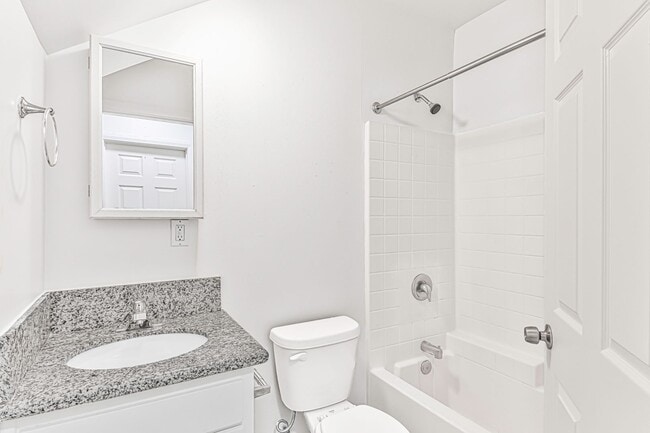 Building Photo - 319 Hermosa Ave