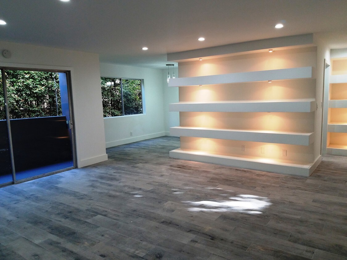 Foto principal - 811 6th St