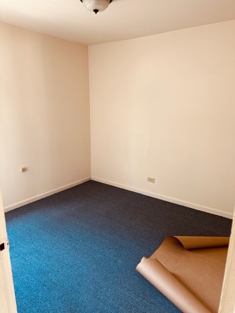 Building Photo - 12827 Irving Ave