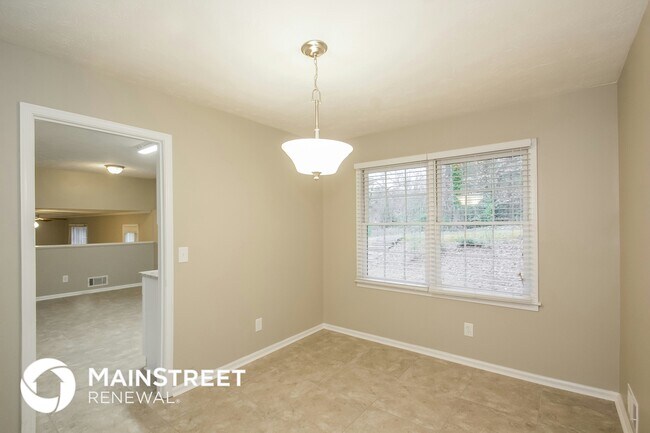 Foto del edificio - 340 Shelton Woods Ct