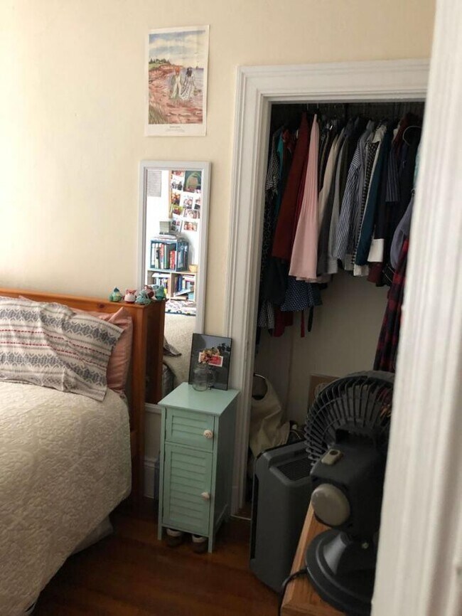 Building Photo - 3 bedroom in Brookline MA 02445
