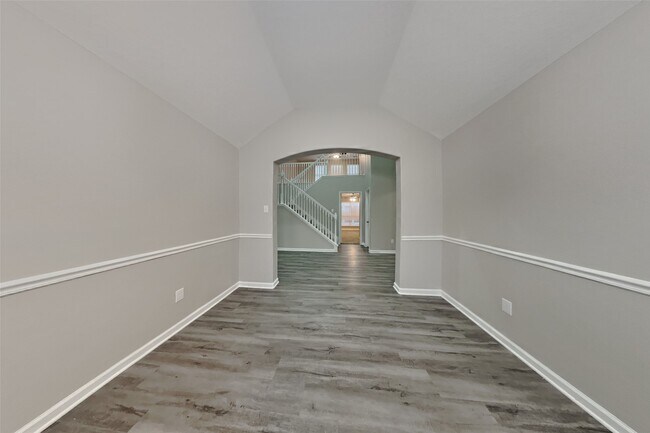 Foto del edificio - 24210 Shaw Perry Ln