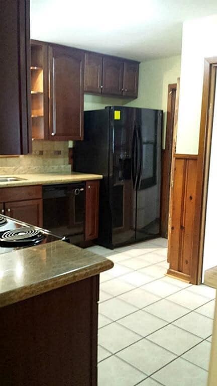 Foto del edificio - 19 Lyncrest Dr