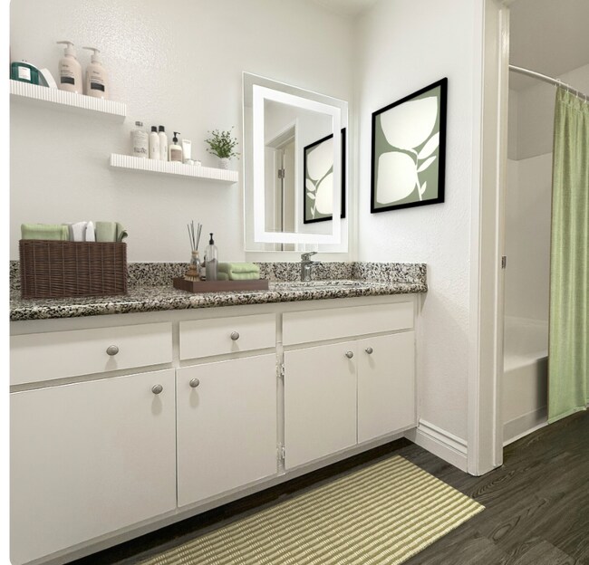 Building Photo - 1927 W College Ave