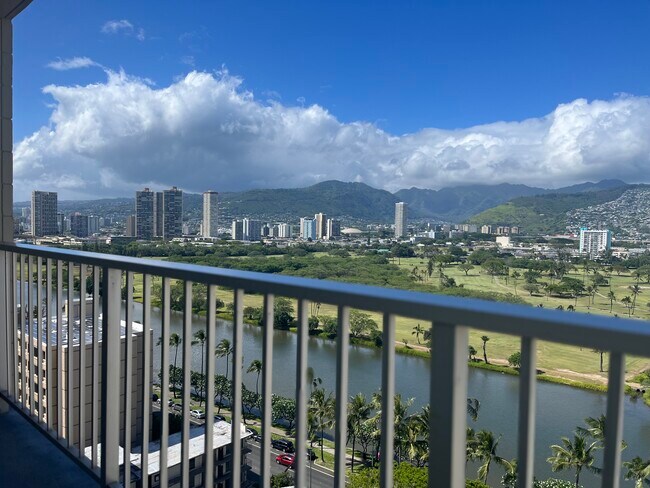 Foto del edificio - 2452 Tusitala St