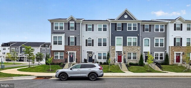 Building Photo - 7803 Barrensdale Rd