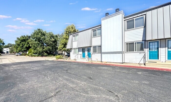 Primary Photo - 8119 W 54th Pl