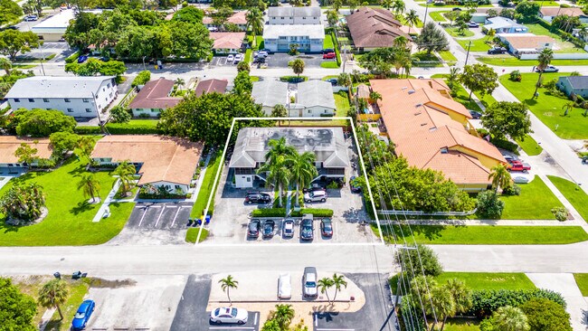 Foto del edificio - 520 NE 44th St