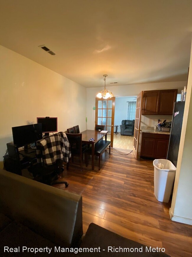 Foto del edificio - 3 br, 1 bath House - 14407 Bermuda Avenue