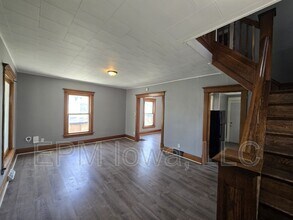 Building Photo - 1311 W 2nd St