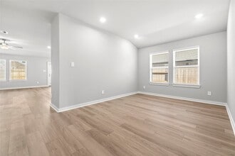 Building Photo - 2635 Wastelbread Ln