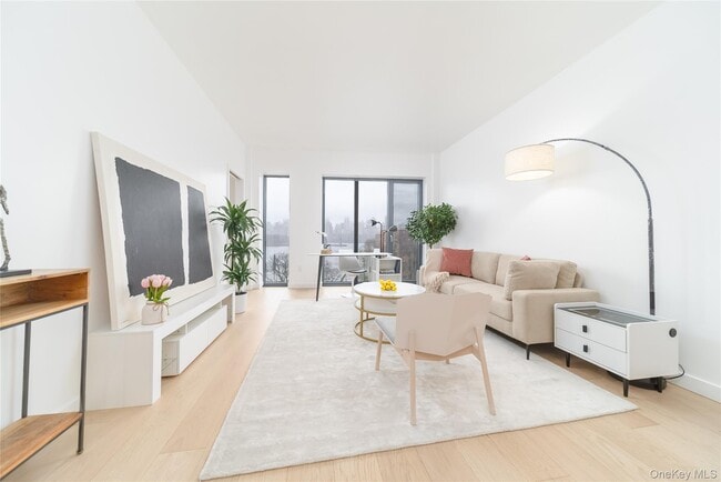 Building Photo - 30-05 Vernon Blvd