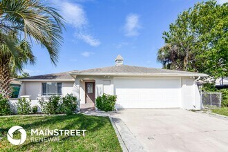 Building Photo - 7015 Ingleside Dr