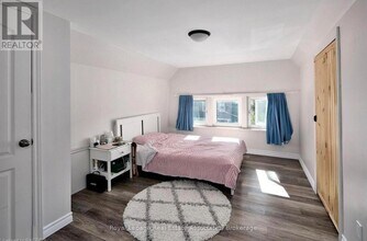 Building Photo - 1114 4th Ave E