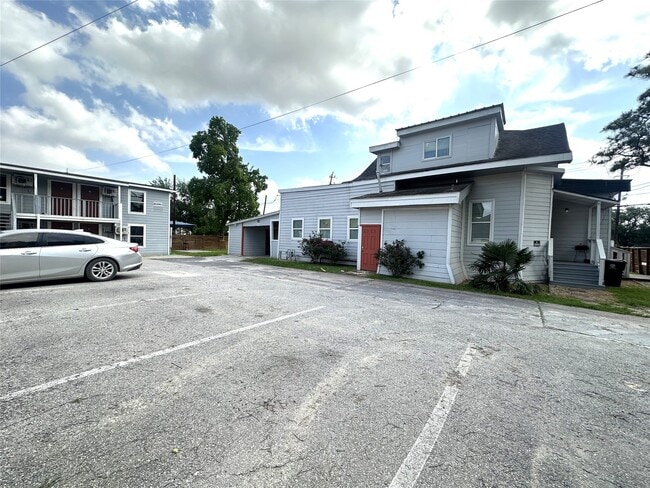 Building Photo - 120 79th St