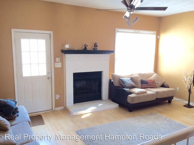 Building Photo - 3 br, 2.5 bath House - 1162 Killington Arch
