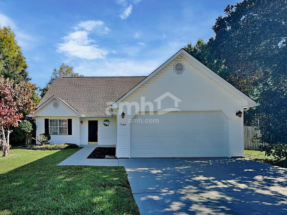 Foto principal - 7548 Applecross Rd