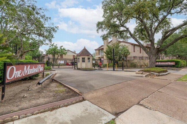Building Photo - 2120 El Paseo St