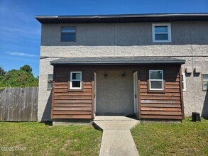 Building Photo - 6325 Omoko St