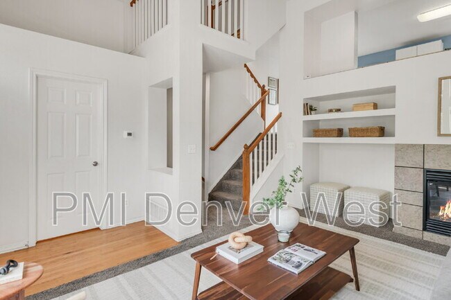 Building Photo - 9369 Longs Peak Dr