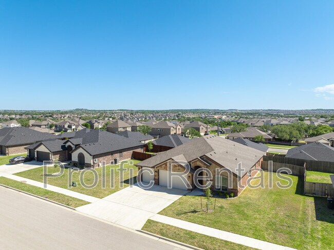 Building Photo - 8316 Money Pit Rd