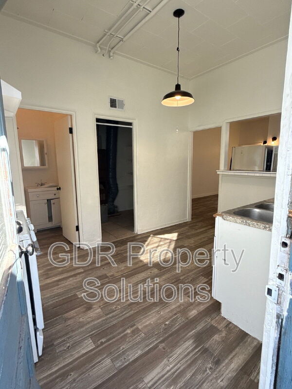 Foto del edificio - 3209 Burton Ave SE