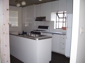 Building Photo - 116 W Belle Terre Ave