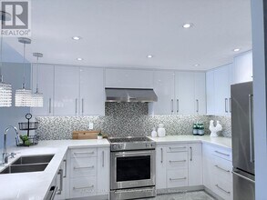 Building Photo - 100 Observatory Ln