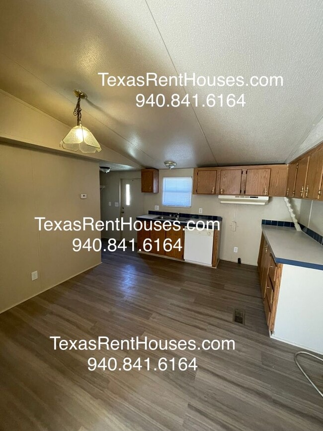 Building Photo - Great Home Available on a Quiet Cul-de-Sac