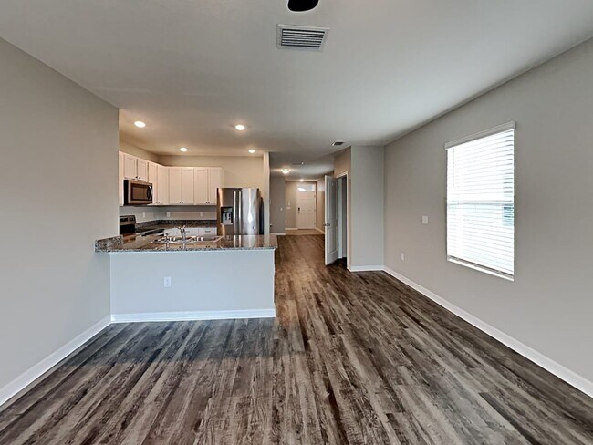Building Photo - 17019 Wave Tressle Pl