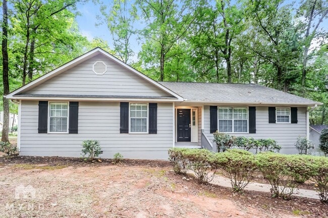 Building Photo - 70 Briarwood Ct