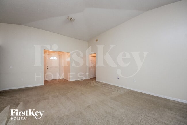 Building Photo - 424 Dove Dr