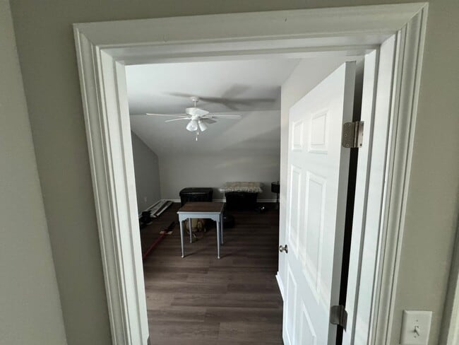 Foto del edificio - 1290 Providence Ln