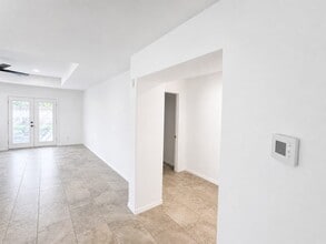 Building Photo - 1011 Backland Ct