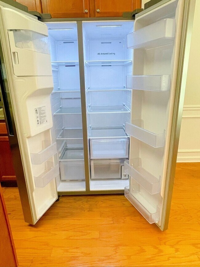 Foto del edificio - 2205 Pebble Beach Dr