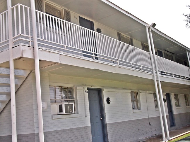 Building Photo - 5107 Browncroft St