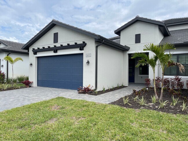 Foto del edificio - ANNUAL RENTAL - ABACO POINTE 3 BEDROOM + D...