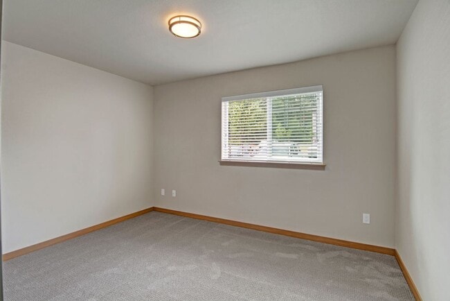 Interior Photo - Insignia