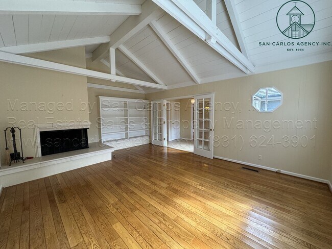 Building Photo - Immaculate Two Bedroom Home in the Heart of Carmel-by-the-Sea's "Golden Rectangle"