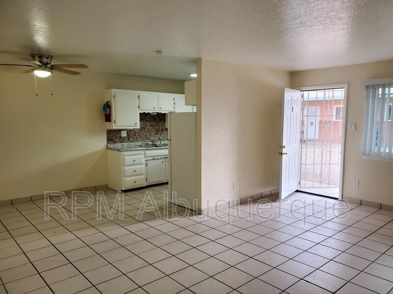 143 General Arnold St Ne Unit Apartment B, Albuquerque, Nm 87123 